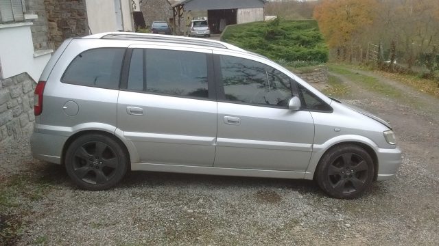 zafira design edition en bretagne - Page 3 5831f5093ef43